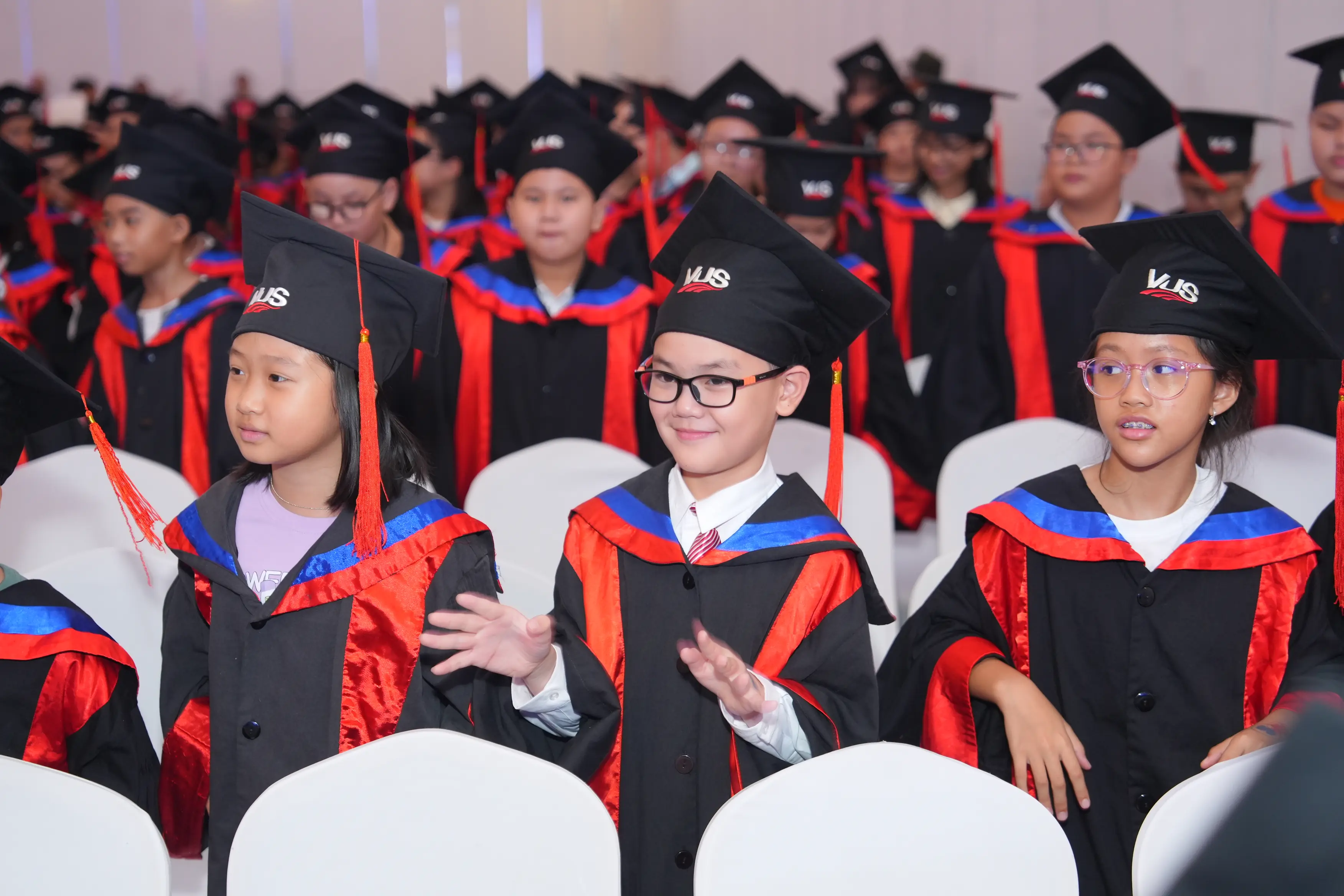 Lễ phát chứng chỉ Cambridge tại VUS